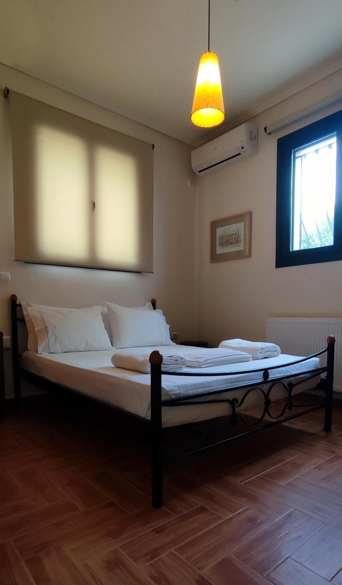 A Casa D'Irene Apartment Mantzavinata Exterior photo